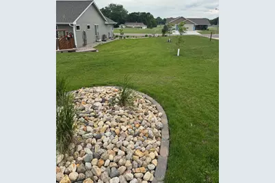 211 3rd Avenue SW, Wells, MN 56097 - Photo 29