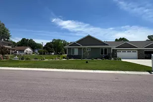 211 3rd Ave SW, Wells, MN 56097 - Photo 1