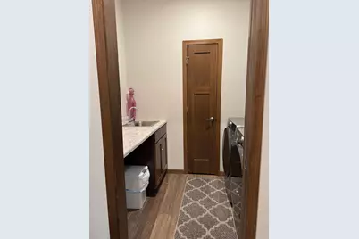211 3rd Avenue SW, Wells, MN 56097 - Photo 19