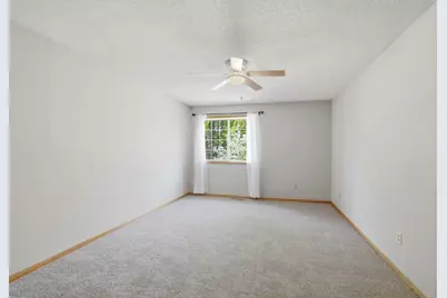 8426 Copperfield Way #93, Inver Grove Heights, MN 55076 - Photo 17