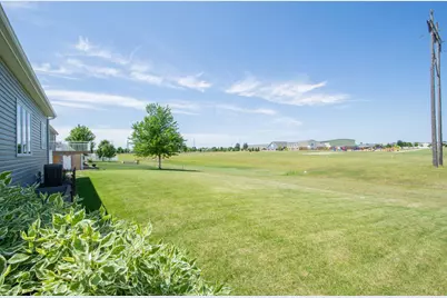 5467 47th Avenue S, Fargo, ND 58104 - Photo 45