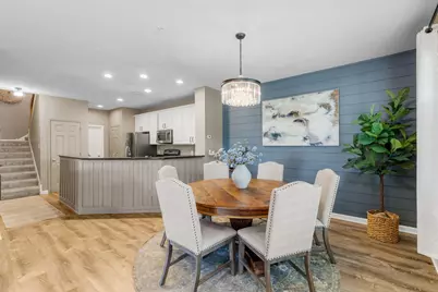 9500 Washington Boulevard #4, Chanhassen, MN 55317 - Photo 3