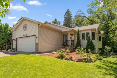 404 Minnesota Avenue, Roseville, MN 55113 - Photo 1
