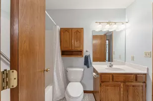 404 Minnesota Ave, Roseville, MN 55113 - Photo 21