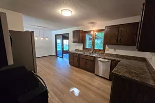 409 Main St S, Saint Michael, MN 55376 - Photo 9