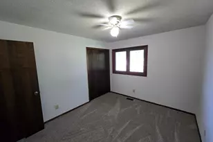 409 Main St S, Saint Michael, MN 55376 - Photo 21