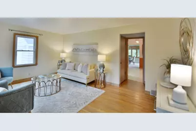 4522 Chatham Road NE, Columbia Heights, MN 55421 - Photo 5