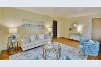 4522 Chatham Road NE, Columbia Heights, MN 55421 - Photo 3
