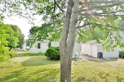 4522 Chatham Road NE, Columbia Heights, MN 55421 - Photo 23