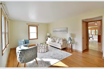 4522 Chatham Road NE, Columbia Heights, MN 55421 - Photo 9