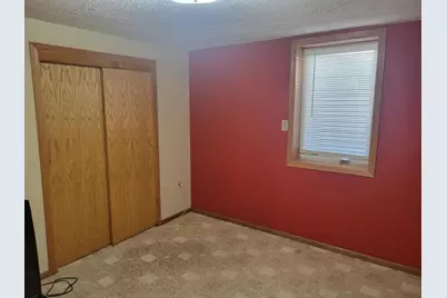425 Spruce Avenue S, Thief River Falls, MN 56701 - Photo 19