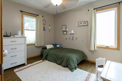 5248 Camden Avenue N, Minneapolis, MN 55430 - Photo 9