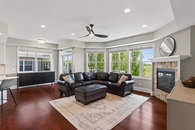 1171 Gallery Lane, Chaska, MN 55318 - Photo 11