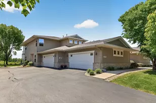 1171 Gallery Ln, Chaska, MN 55318 - Photo 3