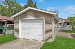 402 Chicago Ave SW, Red Lake Falls, MN 56750 - Photo 21