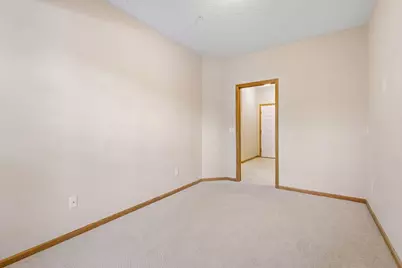 9225 Medicine Lake Road #205B, Golden Valley, MN 55427 - Photo 21
