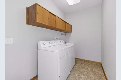 9225 Medicine Lake Road #205B, Golden Valley, MN 55427 - Photo 23