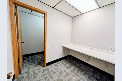2308 S Broadway Street #2D, Alexandria, MN 56308 - Photo 9