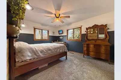 979 S Prairie Avenue, Fairmont, MN 56031 - Photo 25