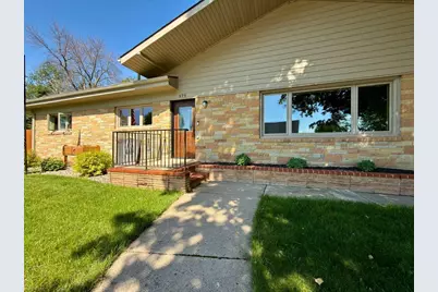 979 S Prairie Avenue, Fairmont, MN 56031 - Photo 5