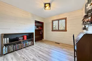 979 S Prairie Ave, Fairmont, MN 56031 - Photo 33