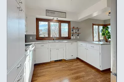 979 S Prairie Avenue, Fairmont, MN 56031 - Photo 13