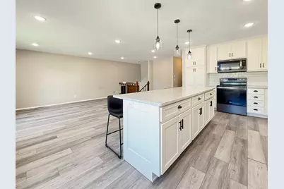 513 E Ciro Street, Truman, MN 56088 - Photo 11