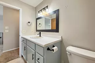 513 E Ciro St, Truman, MN 56088 - Photo 15