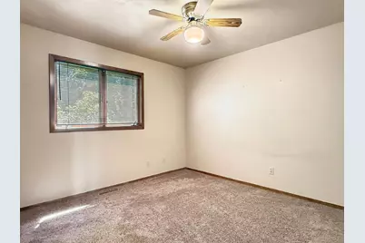 513 E Ciro Street, Truman, MN 56088 - Photo 17