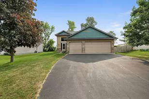 7442 Large Ave NE, Albertville, MN 55301 - Photo 3