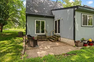 774 Roselawn Ave E, Maplewood, MN 55117 - Photo 15
