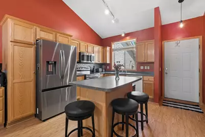 623 35th Street W, Hastings, MN 55033 - Photo 5
