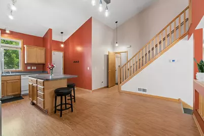 623 35th Street W, Hastings, MN 55033 - Photo 3