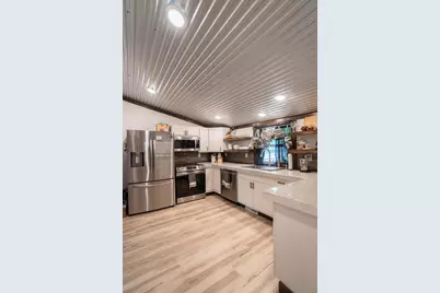 100 N Broadway, New York Mills, MN 56567 - Photo 11