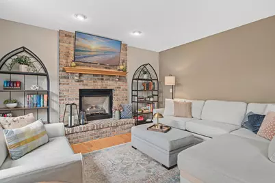 16722 Firestone Court, Lakeville, MN 55024 - Photo 9