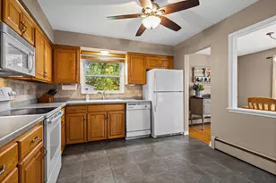 5233 W 105th St, Bloomington, MN 55437 - Photo 11