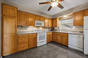 5233 W 105th St, Bloomington, MN 55437 - Photo 17