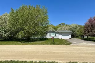 8215 292nd St E, Randolph, MN 55065 - Photo 13
