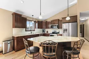 870 Portsmith Dr NW, Rochester, MN 55901 - Photo 7