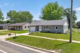 501 2nd St NE, Hayfield, MN 55940 - Photo 23