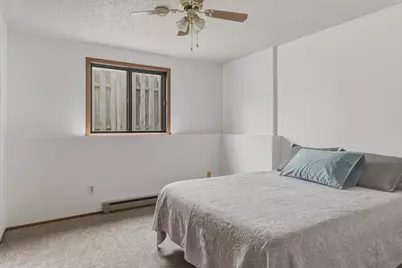 1907 29th Avenue S, Fargo,  58103 - Photo 15