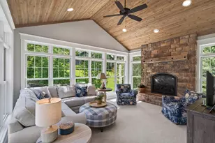94 Neptune St, Mahtomedi, MN 55115 - Photo 31