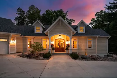 94 Neptune Street, Mahtomedi, MN 55115 - Photo 5
