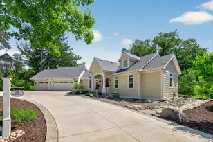 94 Neptune St, Mahtomedi, MN 55115 - Photo 1