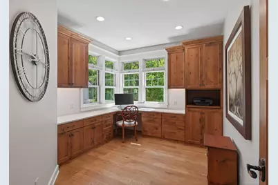 94 Neptune Street, Mahtomedi, MN 55115 - Photo 39