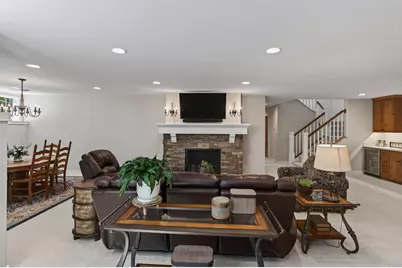94 Neptune Street, Mahtomedi, MN 55115 - Photo 55