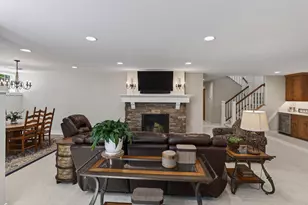 94 Neptune St, Mahtomedi, MN 55115 - Photo 55