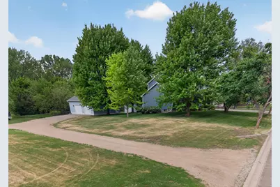 711 Sunset Drive, Fergus Falls, MN 56537 - Photo 9