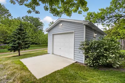 711 Sunset Drive, Fergus Falls, MN 56537 - Photo 15