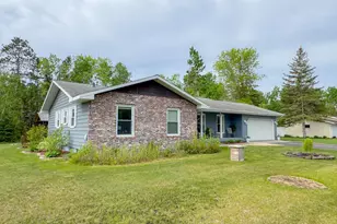 210 Kenwood Cir NE, Bemidji, MN 56601 - Photo 3